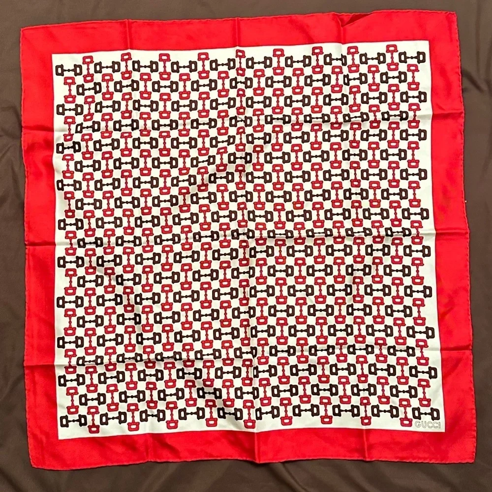 COPY - Gucci Large Scarf horsebit pattern Red Beige 60x60cm Silk Vintage